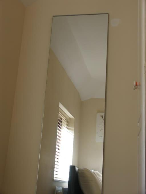 Must See, Quality 1 Bed, Romford, 20 Mins C.London ภายนอก รูปภาพ